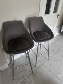 Bar stools x 2