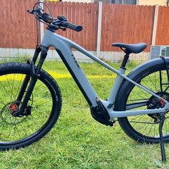 Cube Reaction Hybrid Race 800 FE