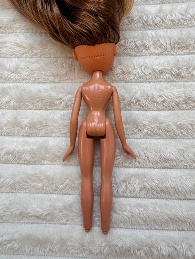 Bratz Doll Funk Out Fianna Original 1st Release The head creaks when it moves Used Please see photos
