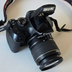 Canon EOS 1300D DSLR Camera Kit 18.55mm Lens 3 Batteries