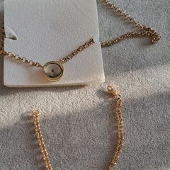 mi moneda necklace and bracelet