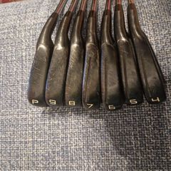 Golf Irons 4-PW (7 Clubs) Steel Shafts Right Hand