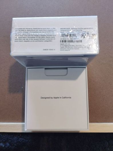Air Pods Pro 2nd Generation with Charging Case - Apple Accessories