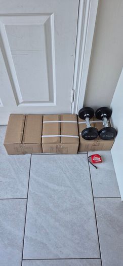 2xbrand new sets of dumbbells