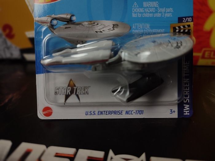 Star Trek ! USS Enterprise NCC-1701 ! Mattel / Hot Wheels !