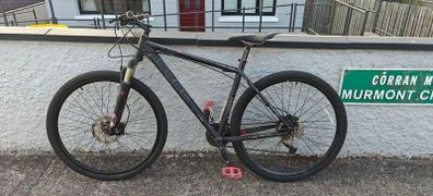 cude mountain bike