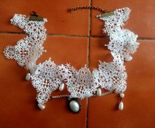 New Victorian style white lace necklace.