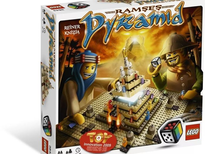 Lego Ramses Pyramid 3843.