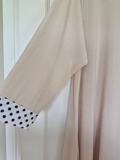Plus size top.