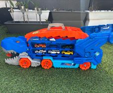 Hot Wheels City Toy Truck Dino Set