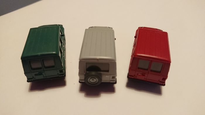 3 Mercedes G model cars