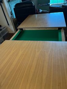 pool/snooker table