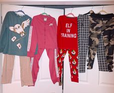 Bundle of tracksuits&leggings, size 8-10 yo