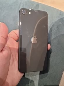 iphone se 2 128gb works like new need it gone