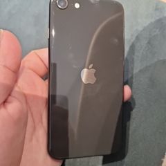 iphone se 2 128gb works like new need it gone