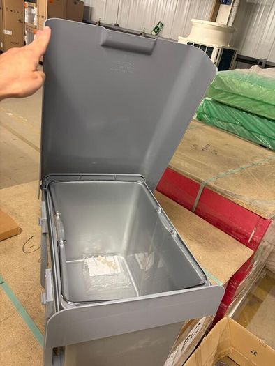 40cm Wide Bin