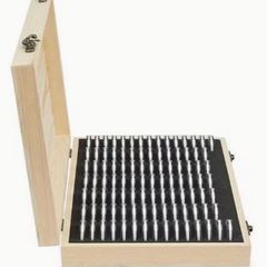 Commemorative Coin Storage Box for 100 Coins size 3 cm, new.
