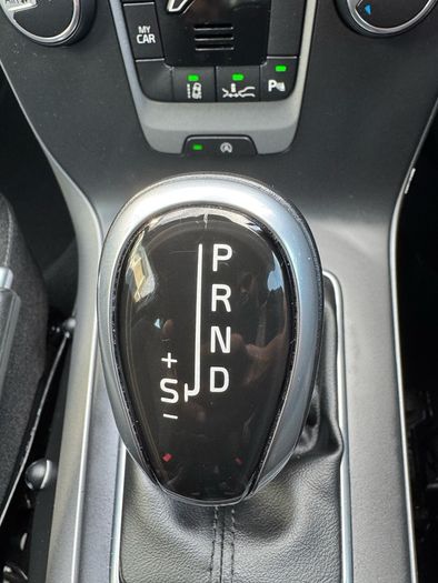 2015 Volvo V40 & 9months WARRANTY & 53k KM