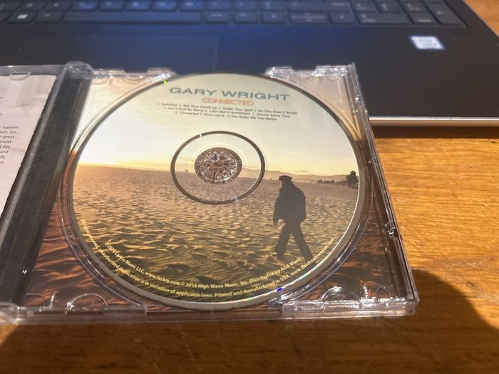 Gary Wright- Connected
