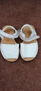 kids sandals