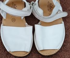 kids sandals