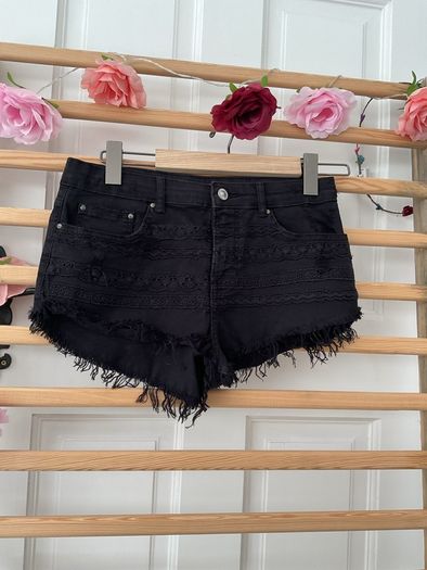 shorts  Bershka size 10 black frayed end style