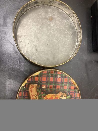 Vintage Peek Freans Royal Scotch Shortbread Tartan Tin