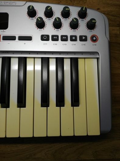M-Audio Oxygen Midi Controller