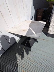 outdoor marble top table