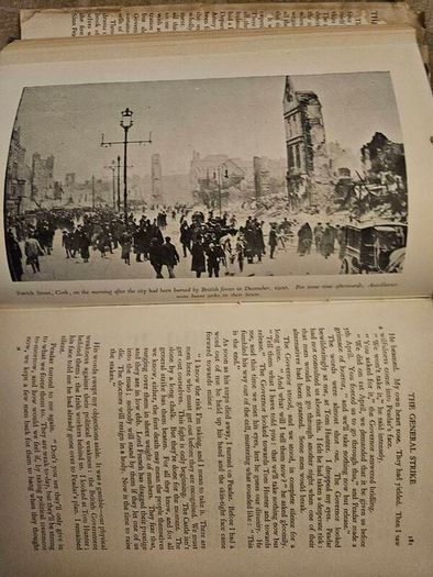The Four Glorious Years.  By Frank Gallagher  Under The Pen Name David Hogan. 1953 Hardback With Dustjacket In Good Condition.  See Photos For Same.