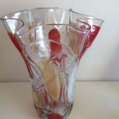 Newgrange Strawberry & Cream Vase