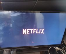 32 inch smart TV