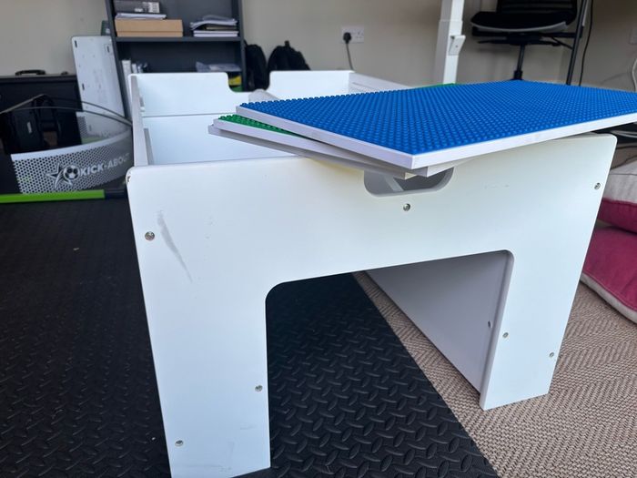 lego table