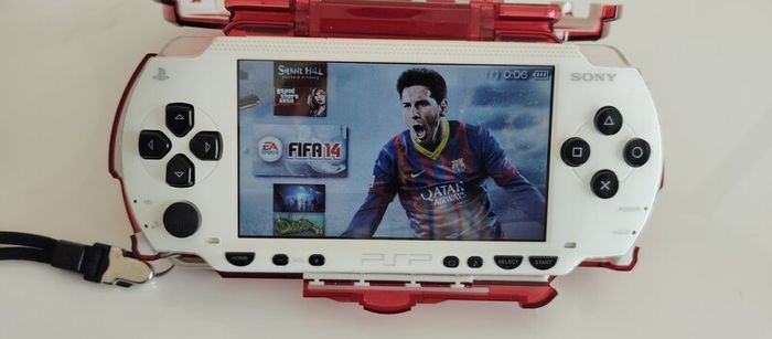 PSP 1004 White Modded 2 Batteries Original OSTENT new 64gb original charger