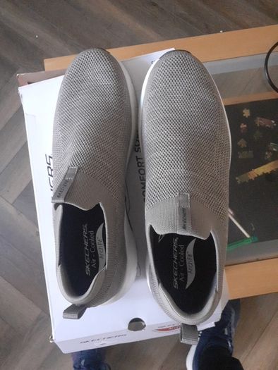 Mens shoes