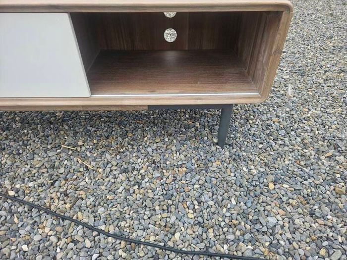tv unit