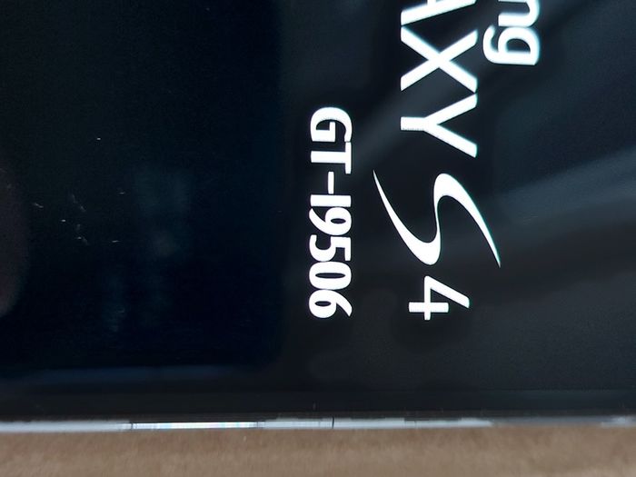 Samsung Galaxy S4, Model GT-19406, 16GB, working great and in excellent condition