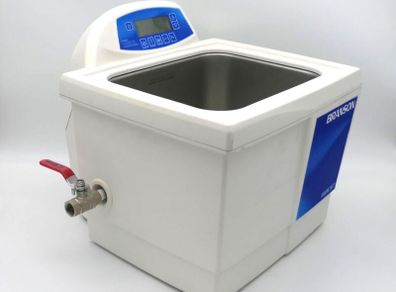 Branson 5800 bath ultrasonic cleaner 110V 9.5L bath