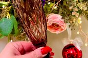 Elegant burgundy champaign glasses