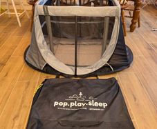 AeroMoov Instant Travel Cot