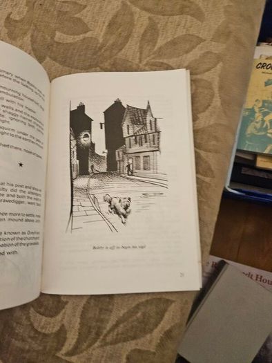 Greyfriars Bobby  The Illustrated True Story Of. By John Mackay. First Edition 1968. Paperback In Good Condition.  See Photos For Same.