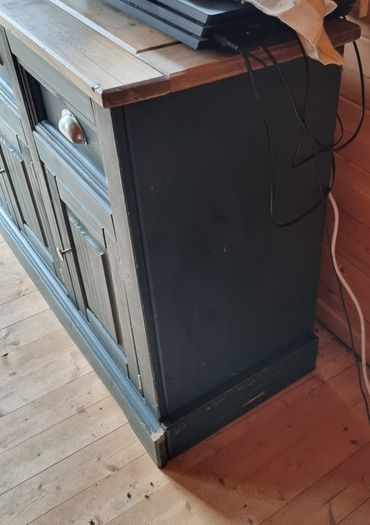 Side board/TV Stand