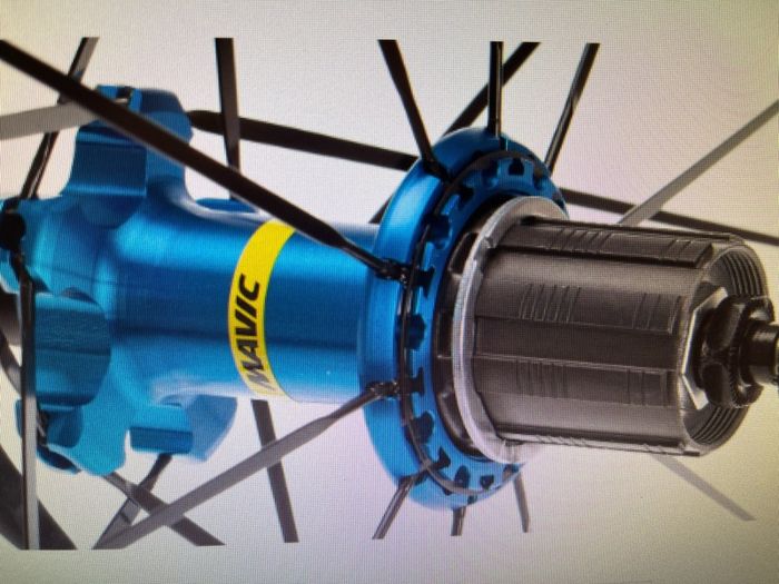 Mavic Ksyrium Elite, Blue Alu hubs
