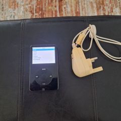 ipod classic 5th gen (i think)