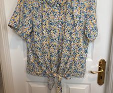 Blouse - Size 14 (Brand new)
