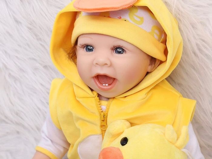 Reborn Baby Dolls 22 Inches 55 Cm That Looks Real Life Babies Realistic Toddler Girl Newborn Soft Vinyl Silicone Doll Birthday Gift Toys (FREE POSTAGE)