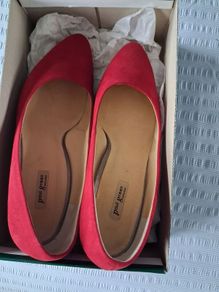 Paul Green Kitten Heels Size 6