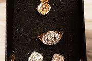 dress jewellery ( yellow metal)