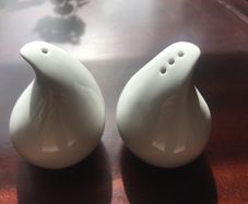 Salt & Pepper set - New