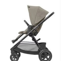Maxi Cosi Adorra Luxe pushchair